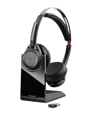 PS_Voyager_Focus_UC_in_Stand_8JULY2015_hi