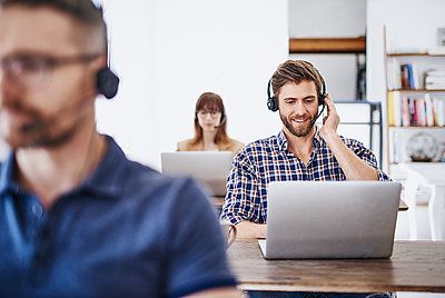 NFON_Bilderpool_Contact_Center2_lowres NFON_Bilderpool_Contact_Center2_lowres